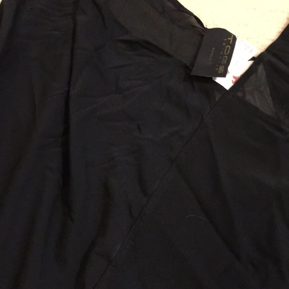 NWT Togs layered flowy swimsuit coverup - Picture 3 of 4